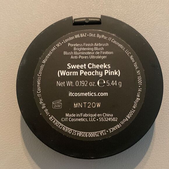 It BYE BYE BLUSH W/Brush - Picture 3 of 4